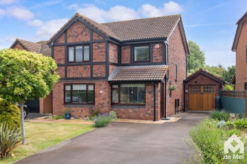 View Full Details for Vilverie Mead, Bishops Cleeve - EAID:deMelProperty, BID:de Mel Property