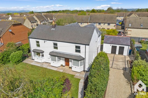 View Full Details for Stoke Road, Bishops Cleeve, Cheltenham - EAID:deMelProperty, BID:de Mel Property