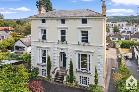 View Full Details for Pittville Crescent, Pittville - EAID:deMelProperty, BID:de Mel Property