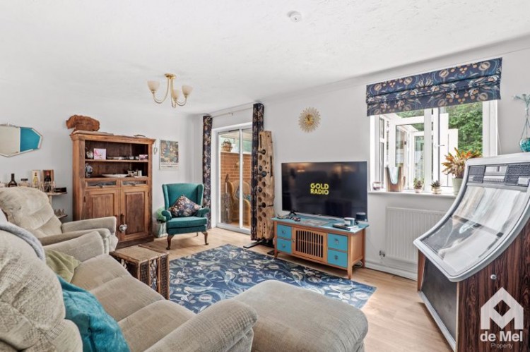 Images for The Cornfields, Bishops Cleeve