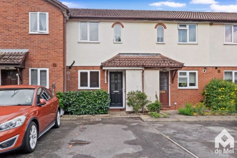 View Full Details for Chiltern Avenue, Bishops Cleeve - EAID:deMelProperty, BID:de Mel Property