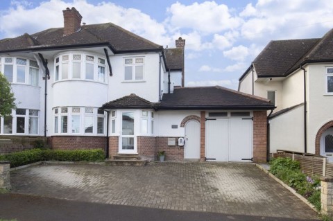 View Full Details for The Grove, Cheltenham - EAID:deMelProperty, BID:de Mel Property