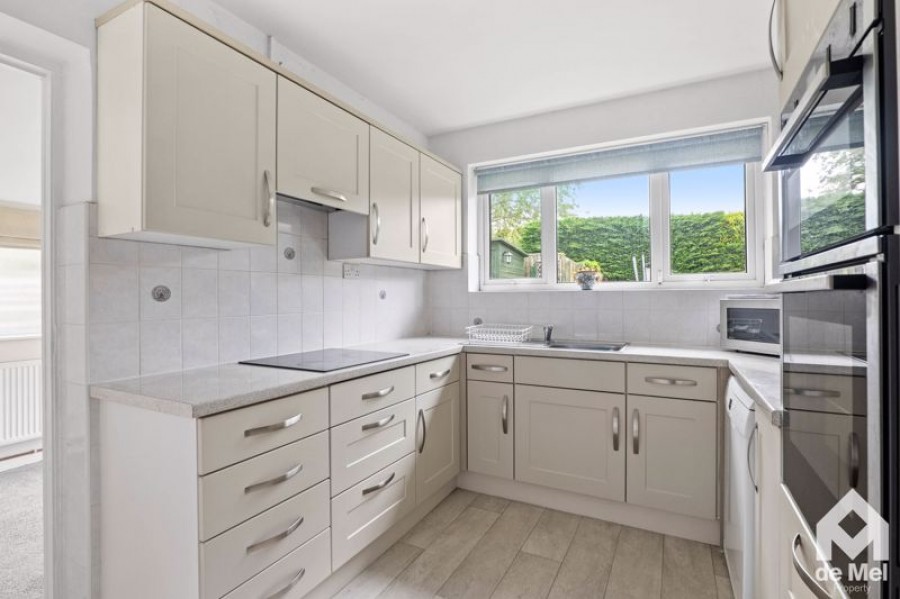 Images for Beverley Gardens, Woodmancote