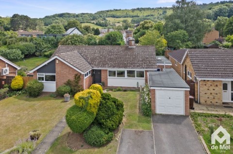 View Full Details for Highland Road, Charlton Kings - EAID:deMelProperty, BID:de Mel Property