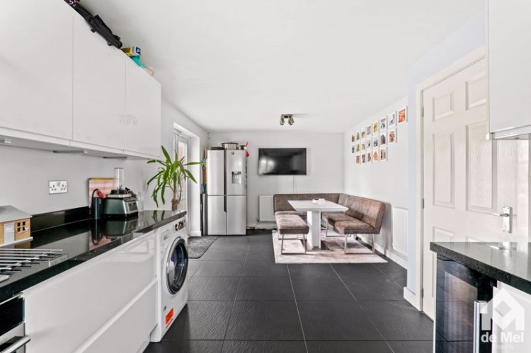 Images for Pas Seul Street, Cheltenham