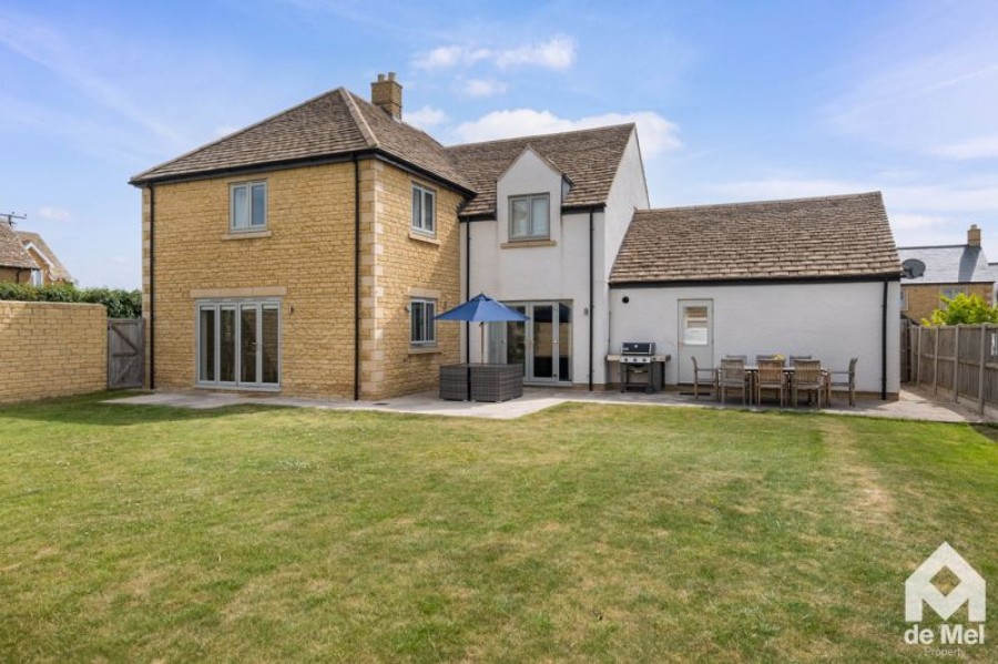 Images for Apple Tree Close, Toddington, GL54