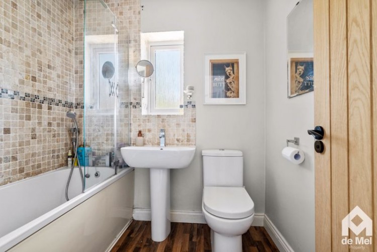 Images for Kingsmead Avenue, Cheltenham, Gloucestershire
