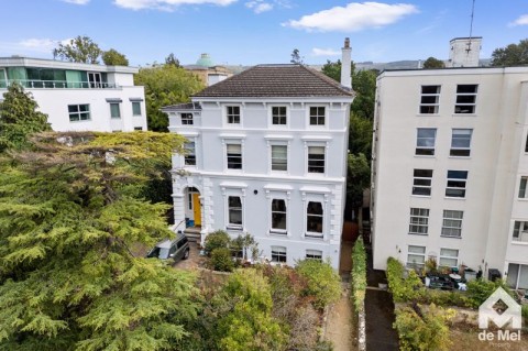 View Full Details for Evesham Road, Pittville, Cheltenham, GL52 - EAID:deMelProperty, BID:de Mel Property