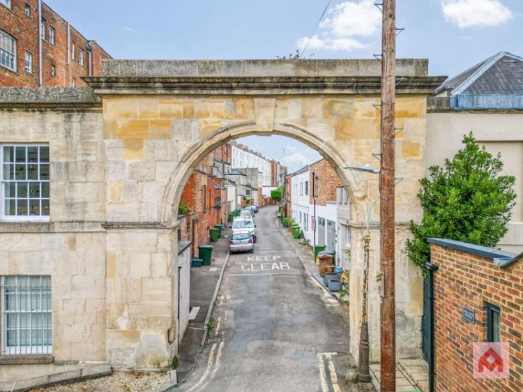 Images for Lansdown Terrace Lane, Cheltenham