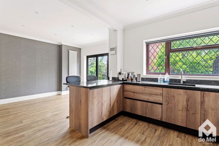 Images for Chancel Way, Charlton Kings