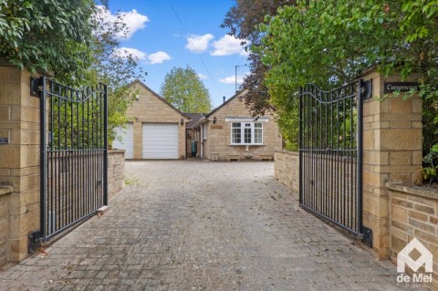 View Full Details for Bushcombe Lane, Cheltenham - EAID:deMelProperty, BID:de Mel Property