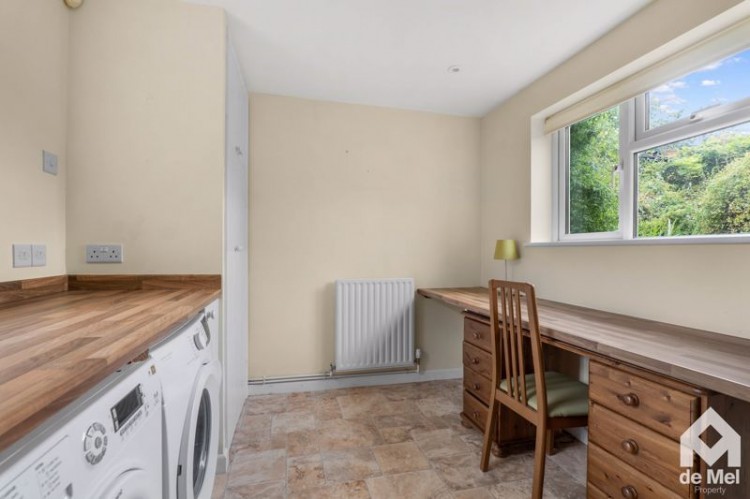 Images for Bushcombe Lane, Cheltenham