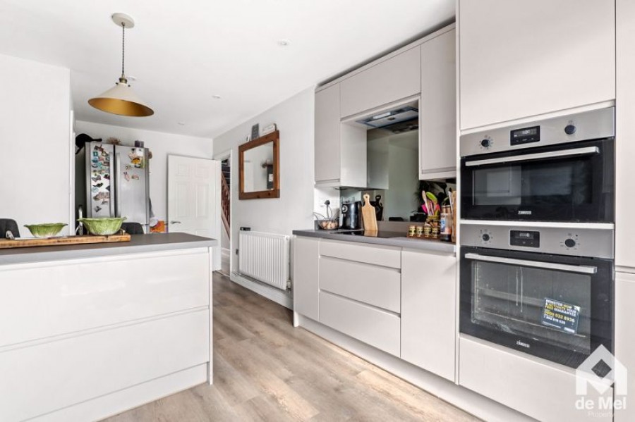 Images for 4 Grayston Close, Tewksbury