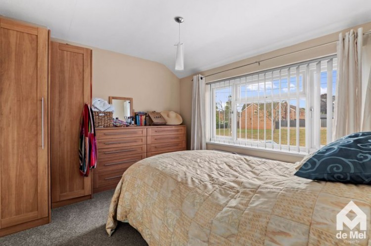 Images for 4 Grayston Close, Tewksbury