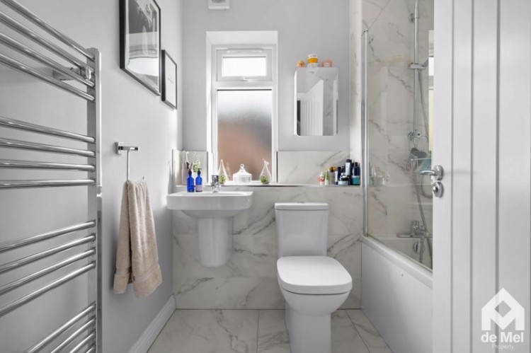 Images for Hill View Close, Bishops Cleeve, Cheltenham, GL52