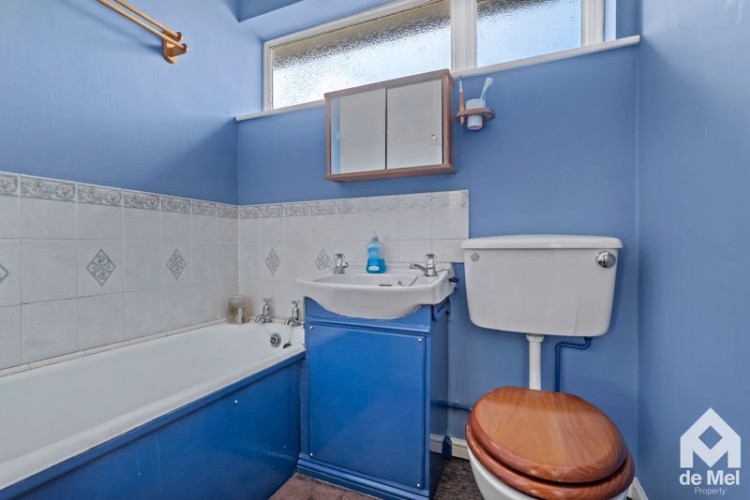 Images for Church Lane, Toddington, GL54