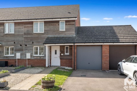 View Full Details for Cowslip Drive, Bishops Cleeve, Cheltenham - EAID:deMelProperty, BID:de Mel Property