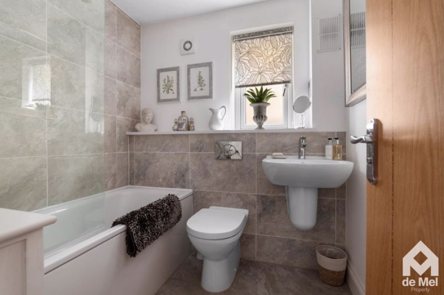 Images for Sandlin Close, Toddington