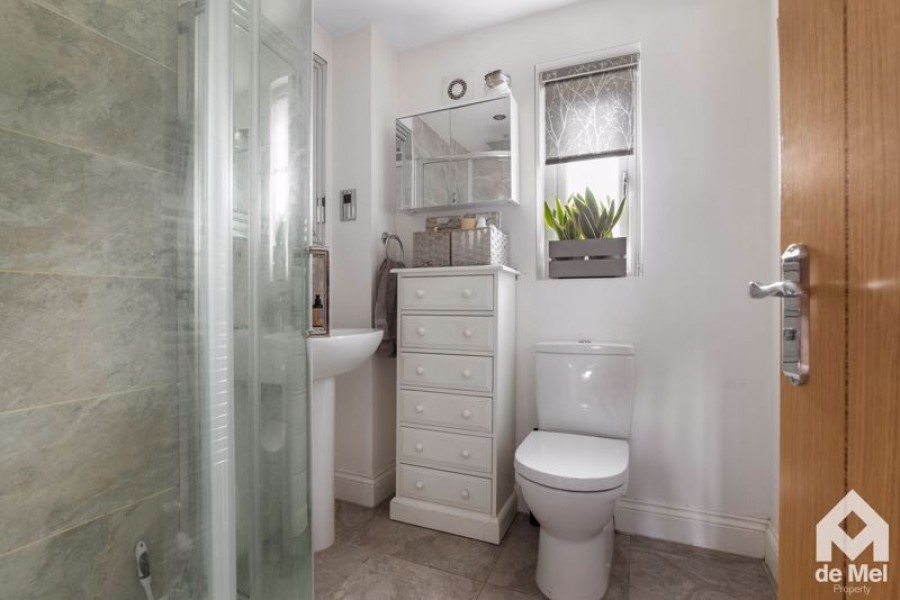 Images for Sandlin Close, Toddington