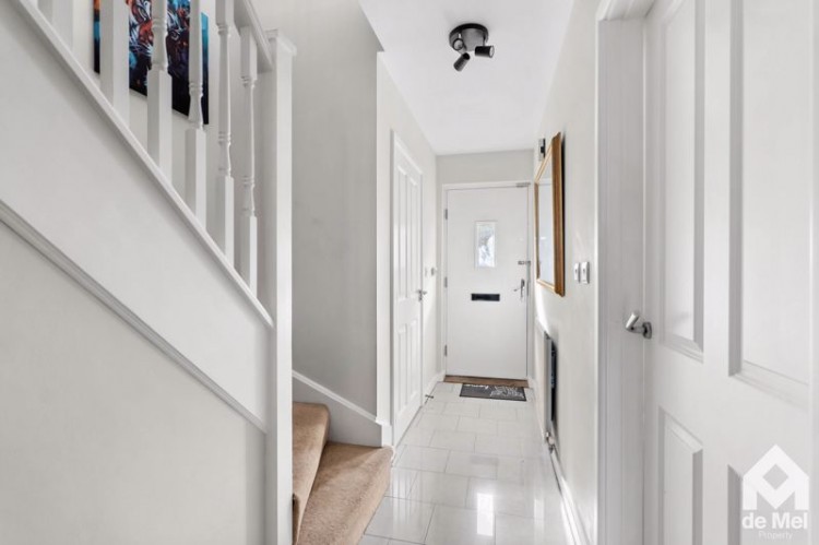 Images for Knapps Crescent, Woodmancote