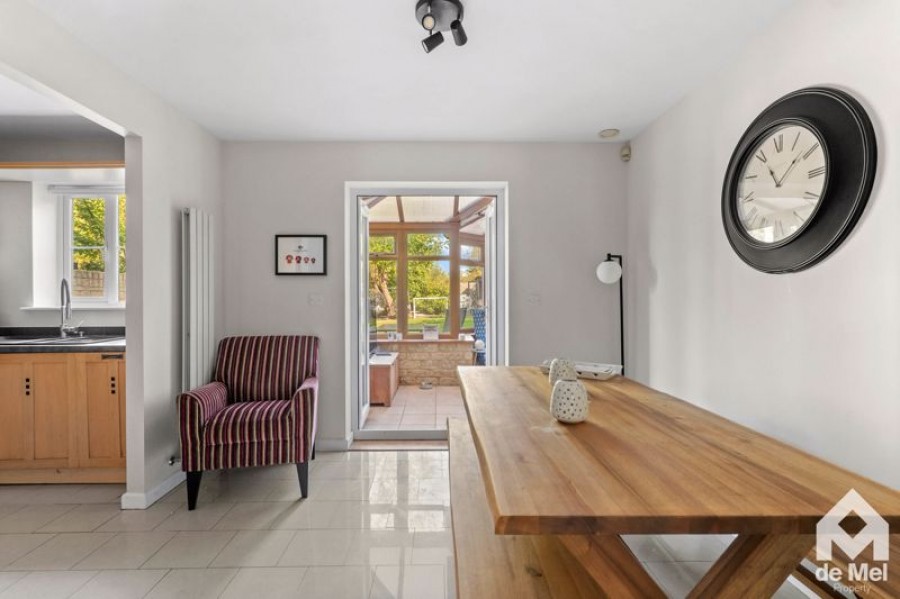 Images for Knapps Crescent, Woodmancote