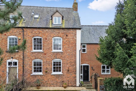 View Full Details for School Road, Bishops Cleeve, Cheltenham, GL52 - EAID:deMelProperty, BID:de Mel Property