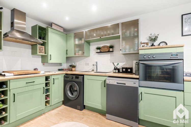 Images for Spinney Grove, Evesham