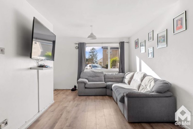 Images for Oak Gardens, Bredon