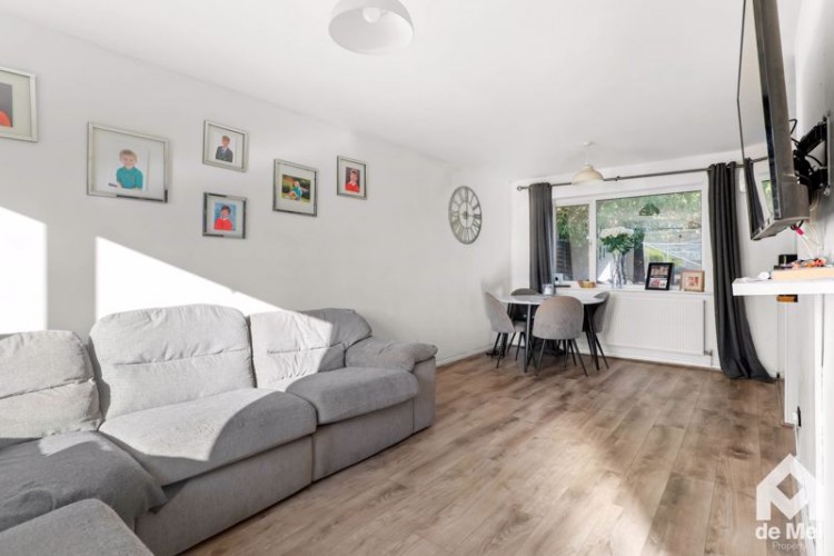 Images for Oak Gardens, Bredon, Gloucestershire, GL20