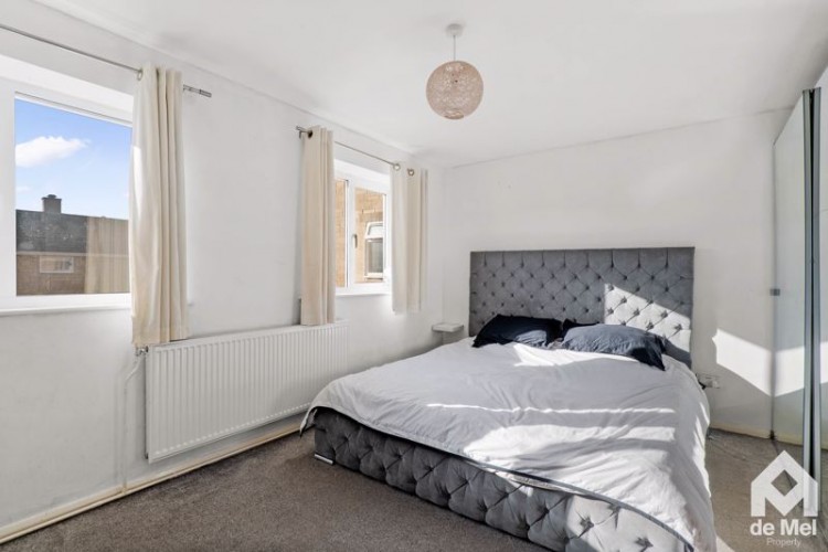 Images for Oak Gardens, Bredon, Gloucestershire, GL20