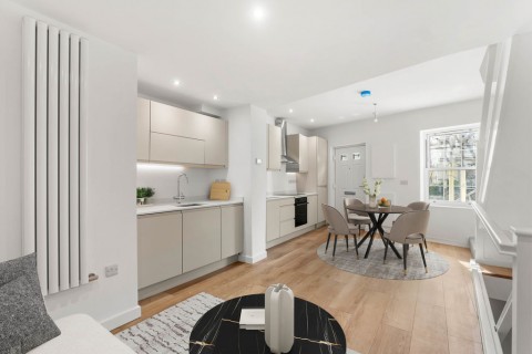 View Full Details for London Road, Cheltenham - EAID:deMelProperty, BID:de Mel Property