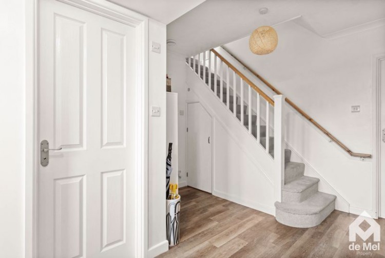 Images for Vineries Close, Cheltenham