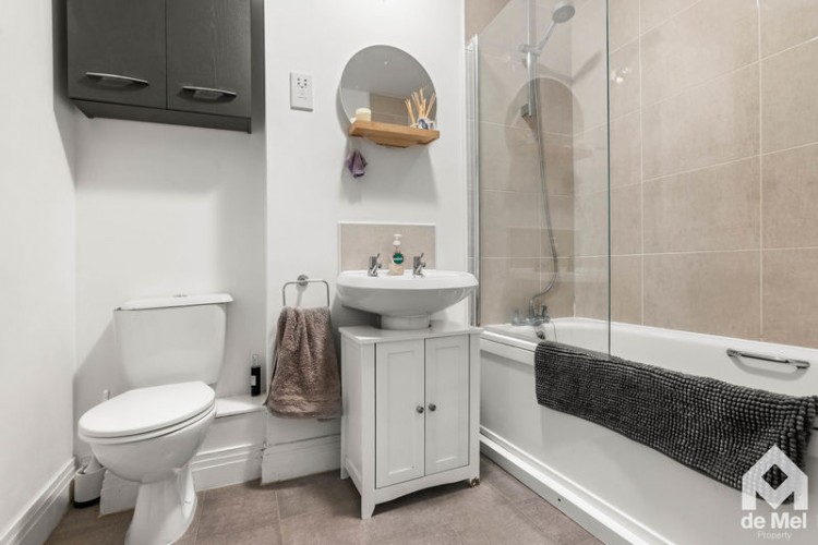 Images for Willow Bank Road, Alderton