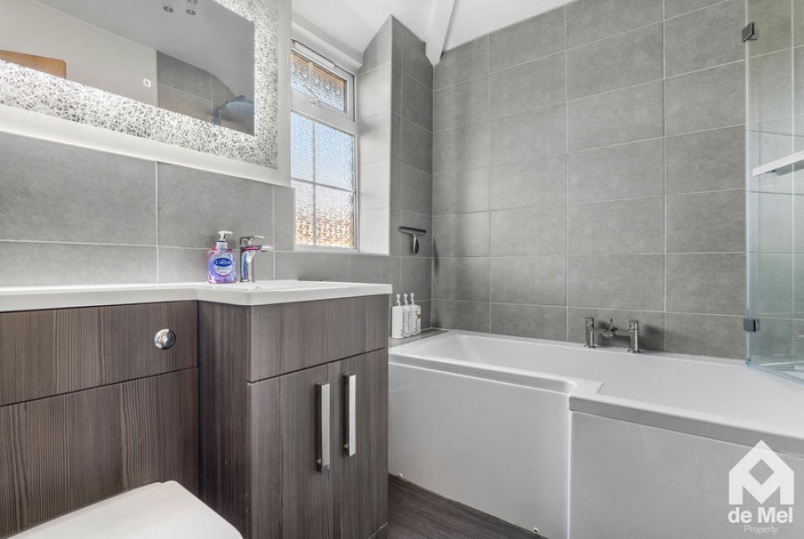 Images for Woodmans Way, Bishops Cleeve, Cheltenham, Gloucestershire, GL52