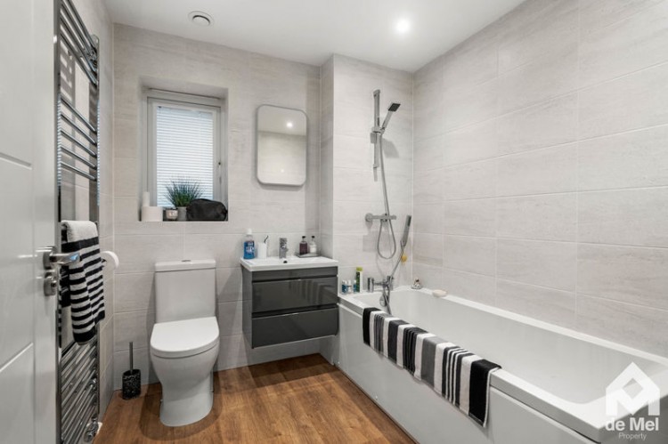 Images for Primrose Close, Bishops Cleeve, Cheltenham, GL52