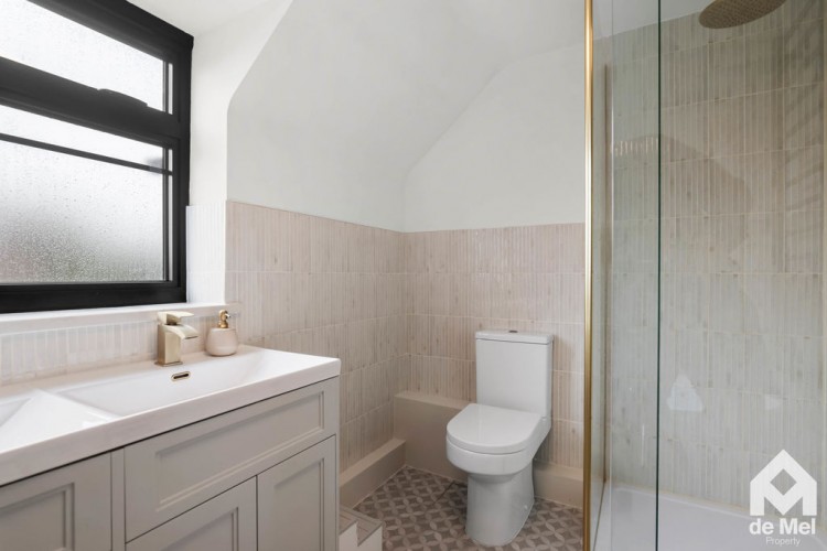 Images for Shutter Lane, Gotherington, Gloucestershire, GL52