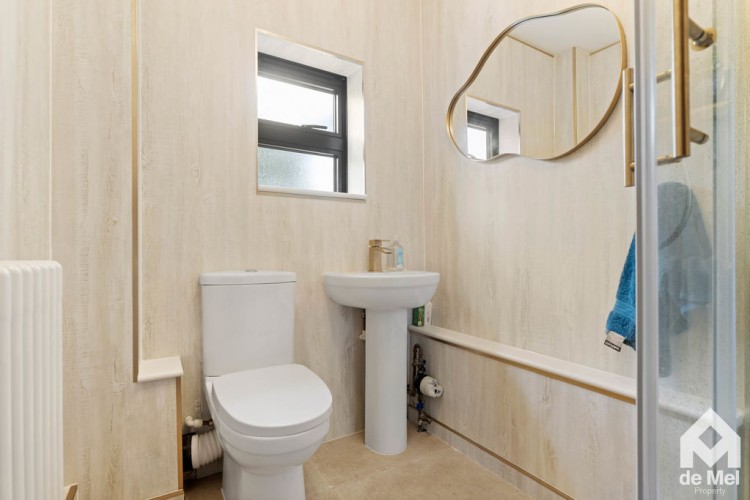 Images for Shutter Lane, Gotherington, Gloucestershire, GL52