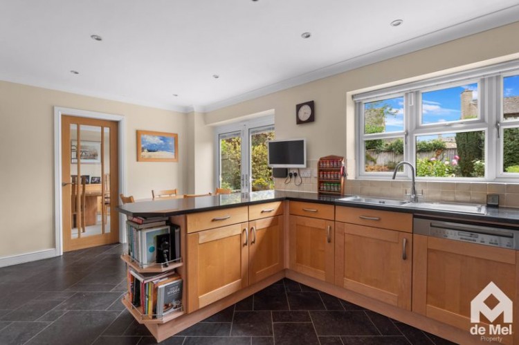 Images for The Finches, Greet