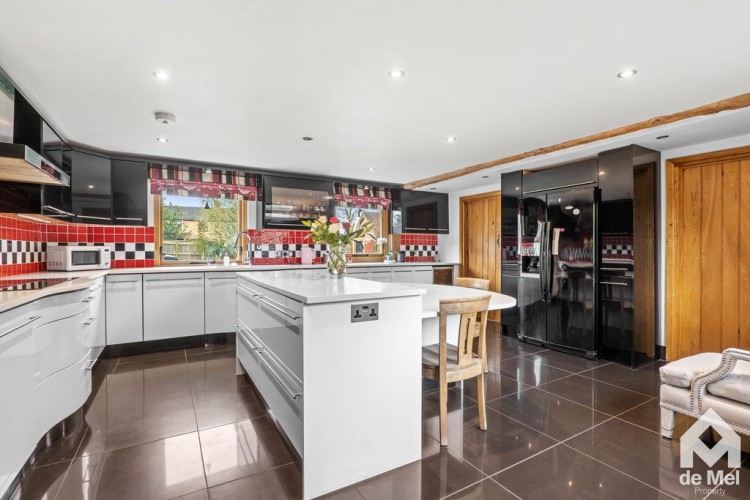 Images for Millers Court, Dean Lane, Stoke Orchard