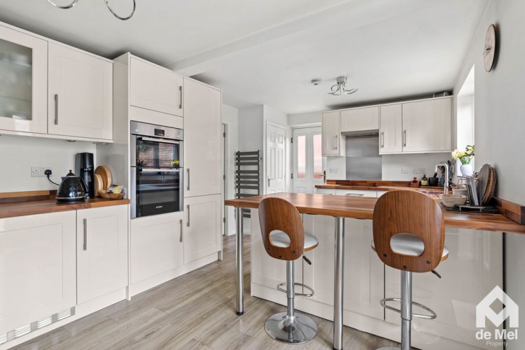 Images for Lyndley Chase, Bishops Cleeve