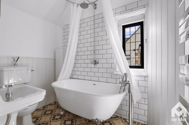 Images for The Coates, Corndean Lane, Winchcombe, GL54