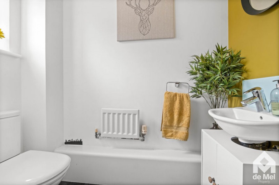 Images for Jennings Orchard, Woodmancote, Cheltenham, Gloucestershire, GL52