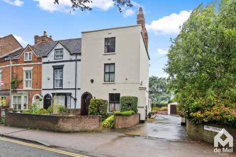 View Full Details for Abbey Terrace, Tewkesbury, Gloucestershire, GL20 - EAID:deMelProperty, BID:de Mel Property