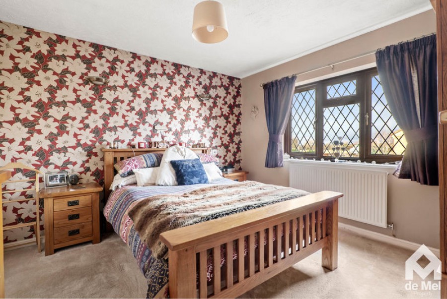 Images for Yarlington Close, Bishops Cleeve, Cheltenham, GL52