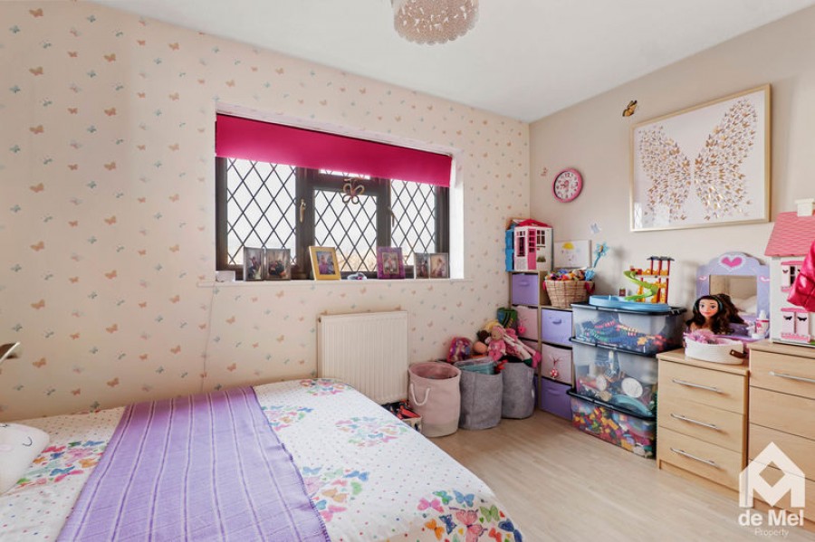 Images for Yarlington Close, Bishops Cleeve, Cheltenham, GL52