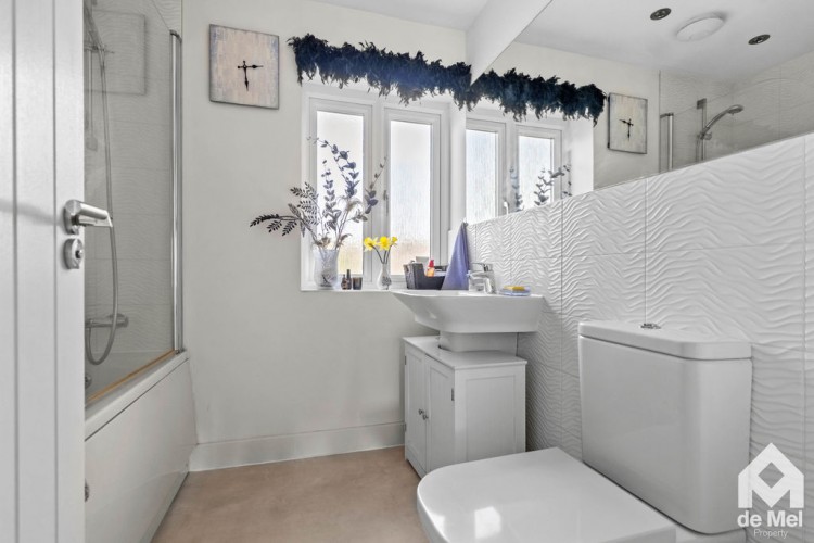 Images for Denman Avenue, Cheltenham