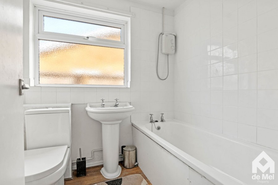 Images for Oakhurst Rise, Charlton Kings, Cheltenham, GL52