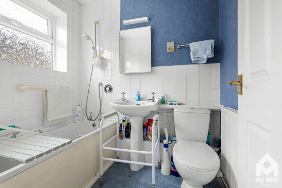 Images for Springbank Road, Cheltenham, GL51 0NH