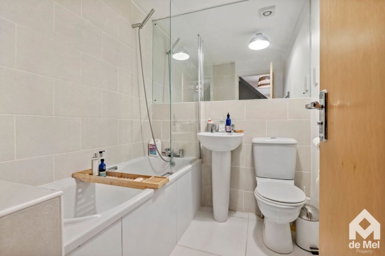 Images for Siskin Drive, Cheltenham, GL51 0WW