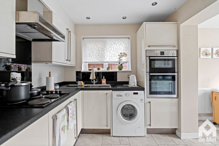 Images for Selborne Road, Bishops Cleeve, Cheltenham, GL52